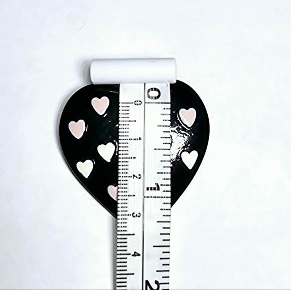 Cute retro 80s heart studded heart black with soft colors brooch - Picture 2 of 6